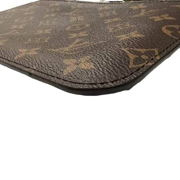 Authentic Louis Vuitton Monogram wristlet!  Great condition. Small spot on side. - Picture 6 of 14